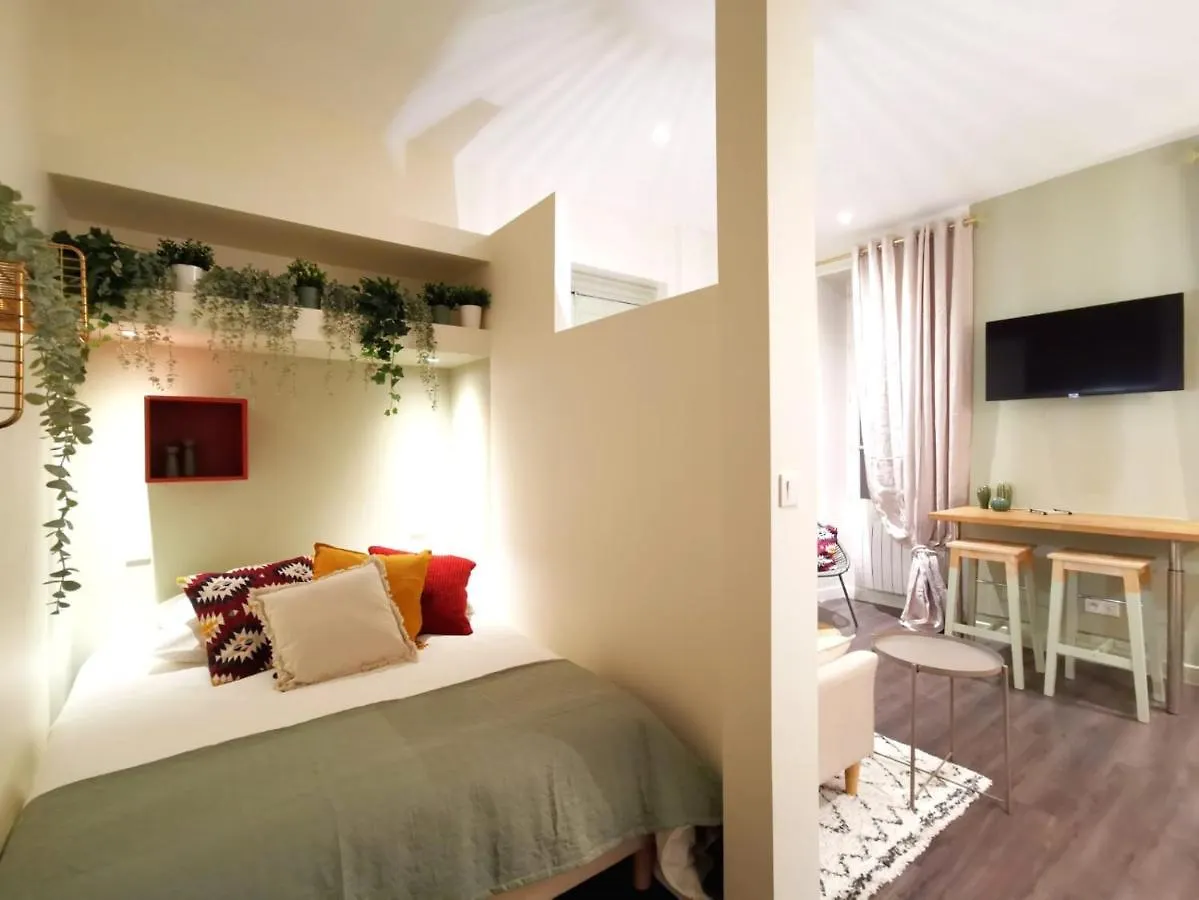Marcelle Lender, Albi Cosy Home 0*,  France