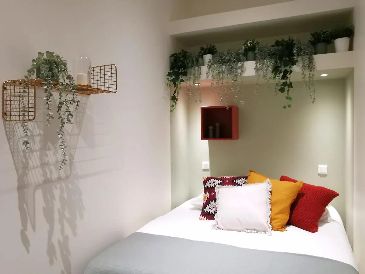 Marcelle Lender, Albi Cosy Home 0*,